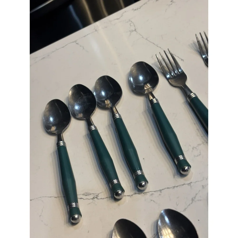 Stainless Steel Flatware GREEN Handles 14 Pieces